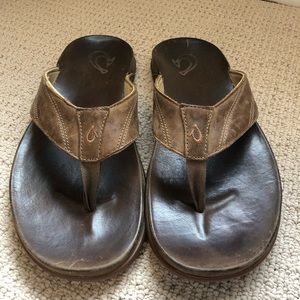Olukai Mens leather flip flops